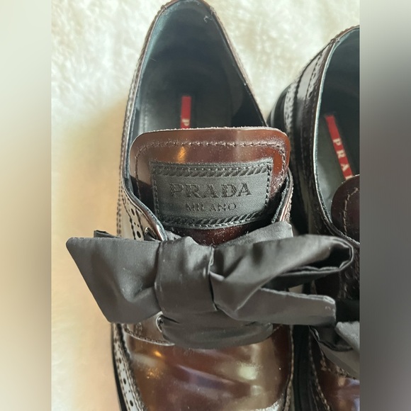 Authentic Prada women’s brogues w/ ribbon laces … Gorgeous!! - Picture 6 of 14
